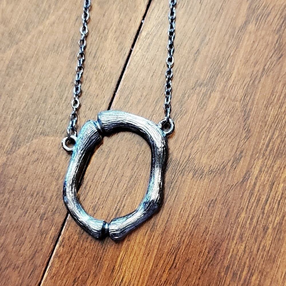 INITIAL NECKLACE NWT - Picture 8 of 12